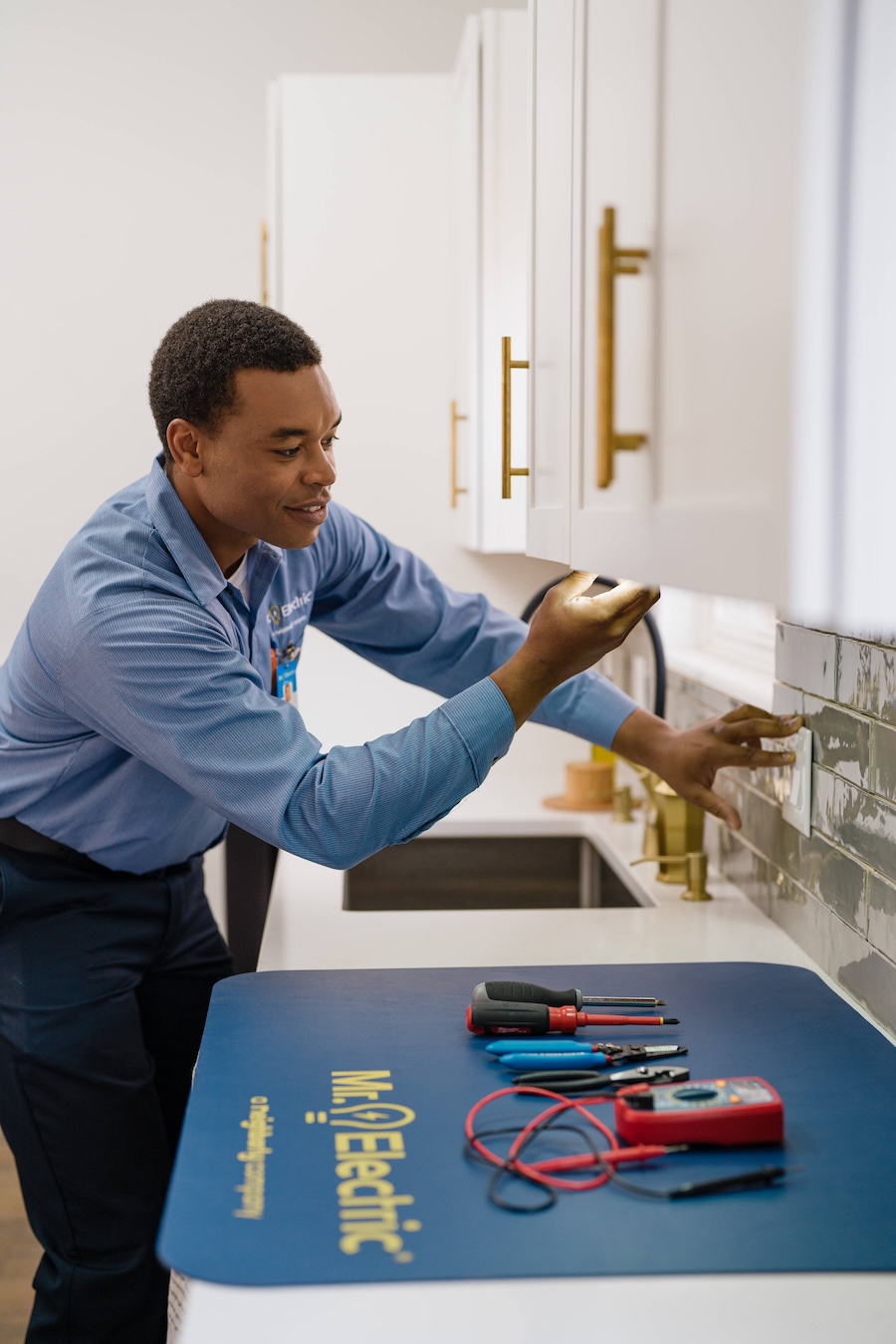 Electrical Outlet Replacement in Seaford, VA